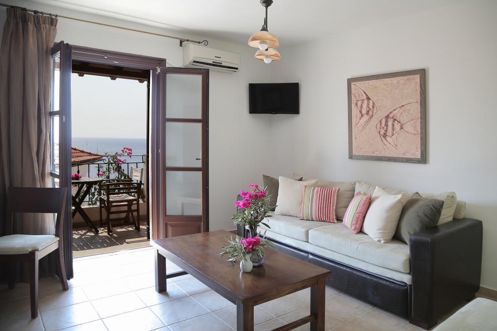 Yalis Hotel Votsi  Dış mekan fotoğraf