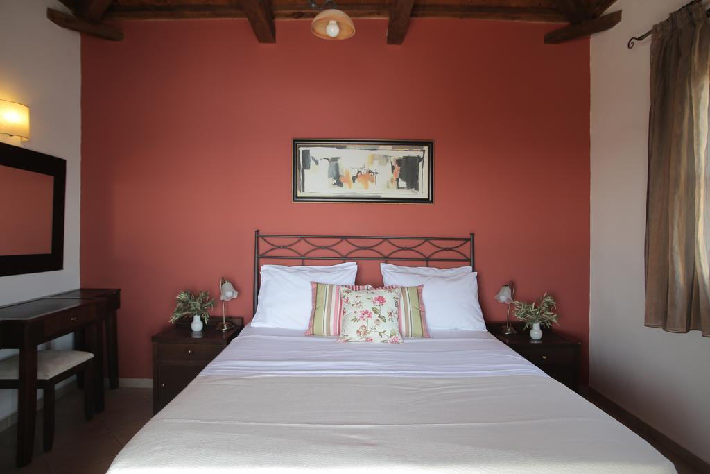 Yalis Hotel Votsi  Dış mekan fotoğraf